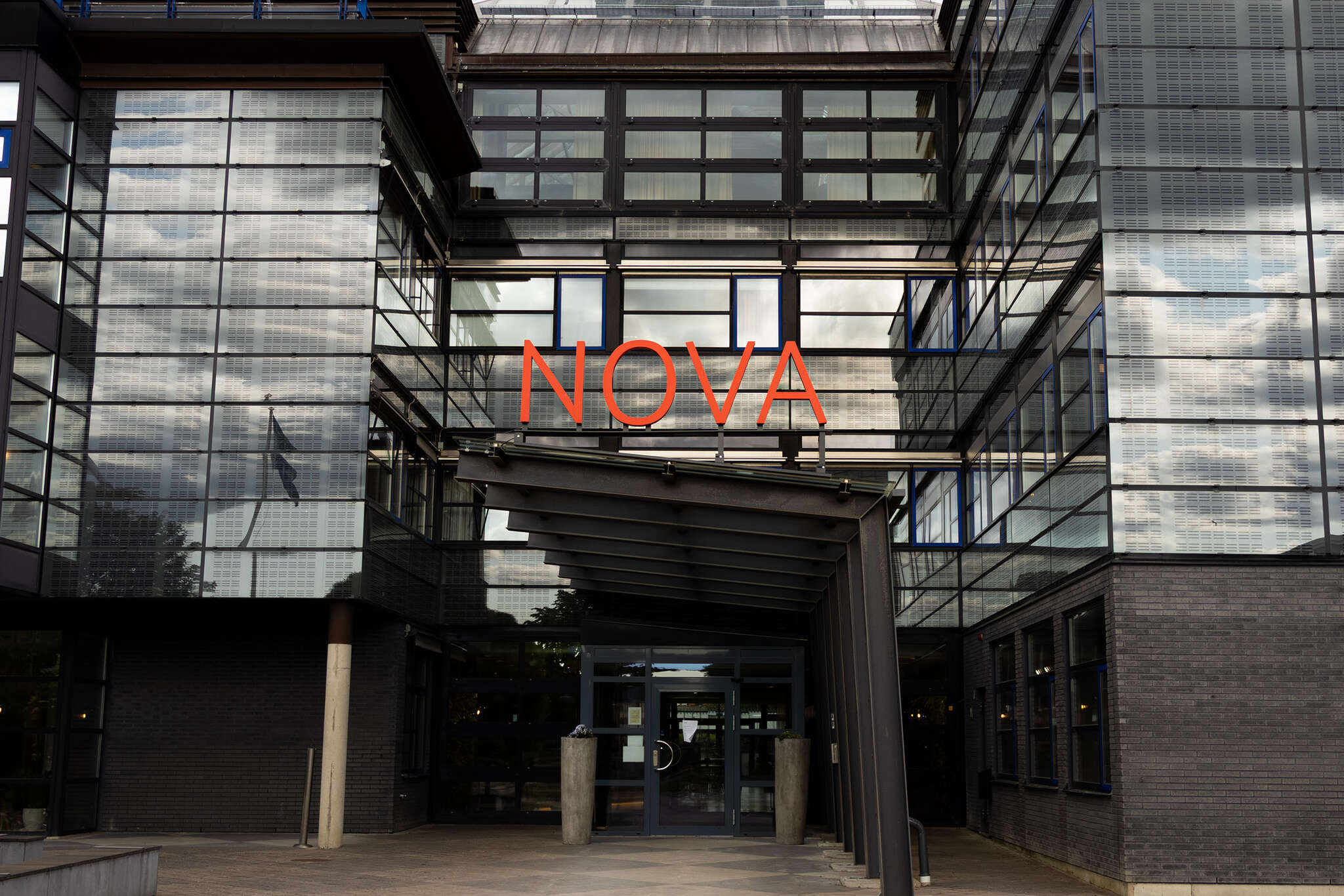 Dospace samlar verksamheten i Mjärdevi och lämnar huset där allt började